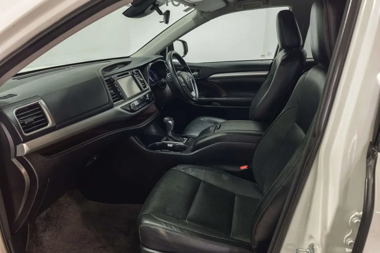 2018 Toyota Kluger Gallery Image 15