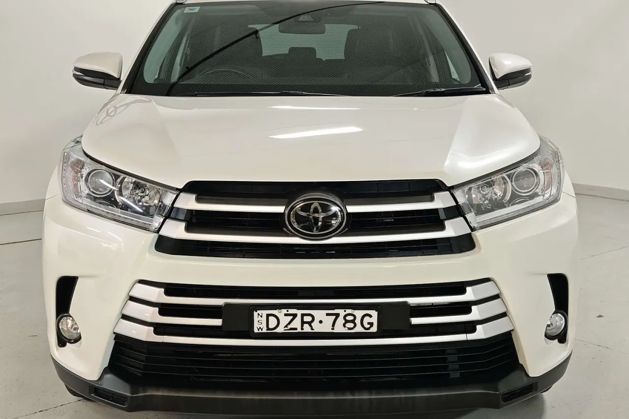 2018 Toyota Kluger Gallery Image 3