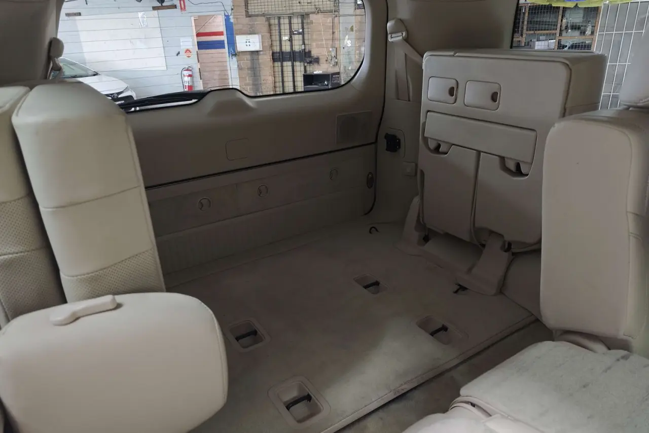 2017 Lexus LX Gallery Image 12