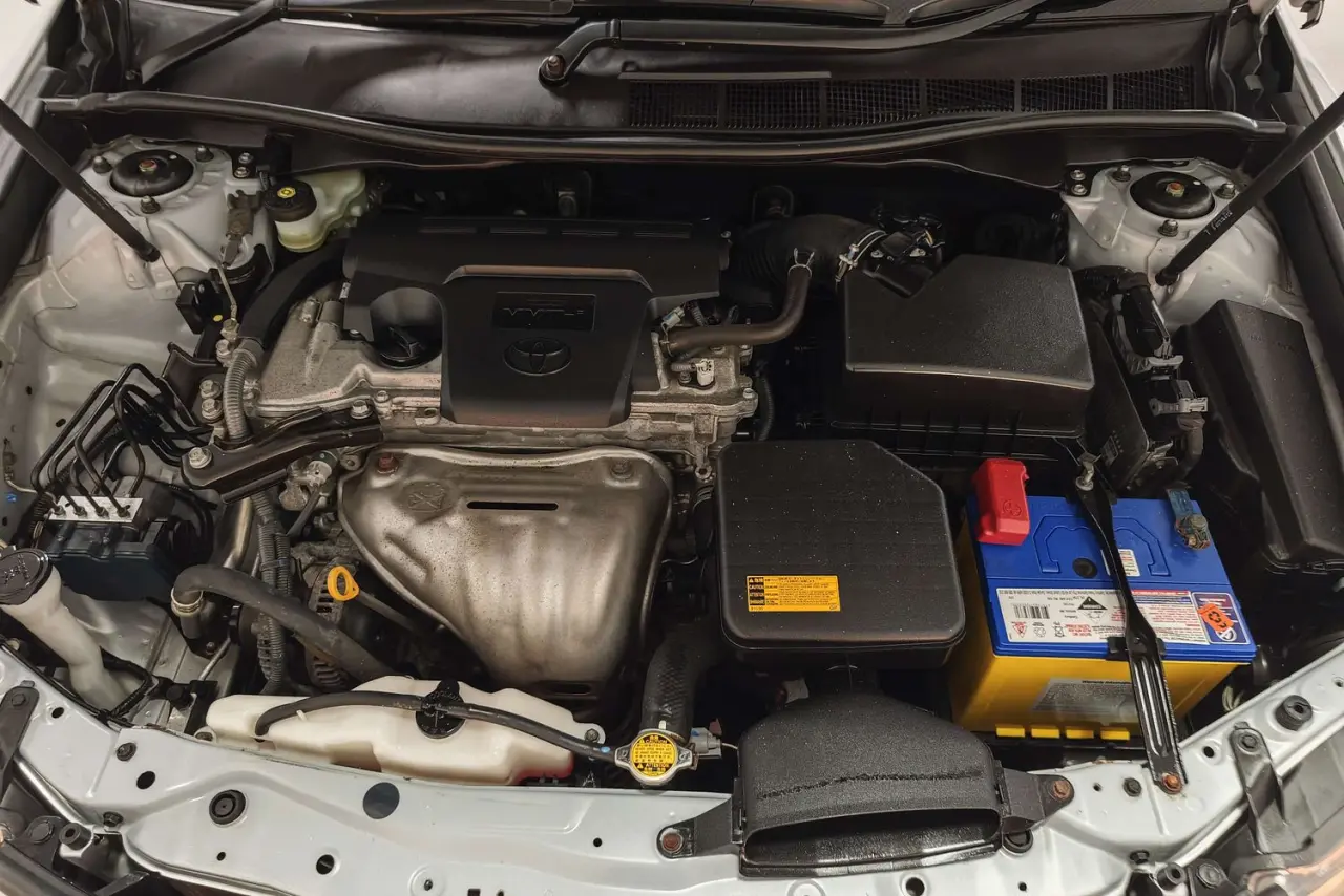 2013 Toyota Camry Gallery Image 22