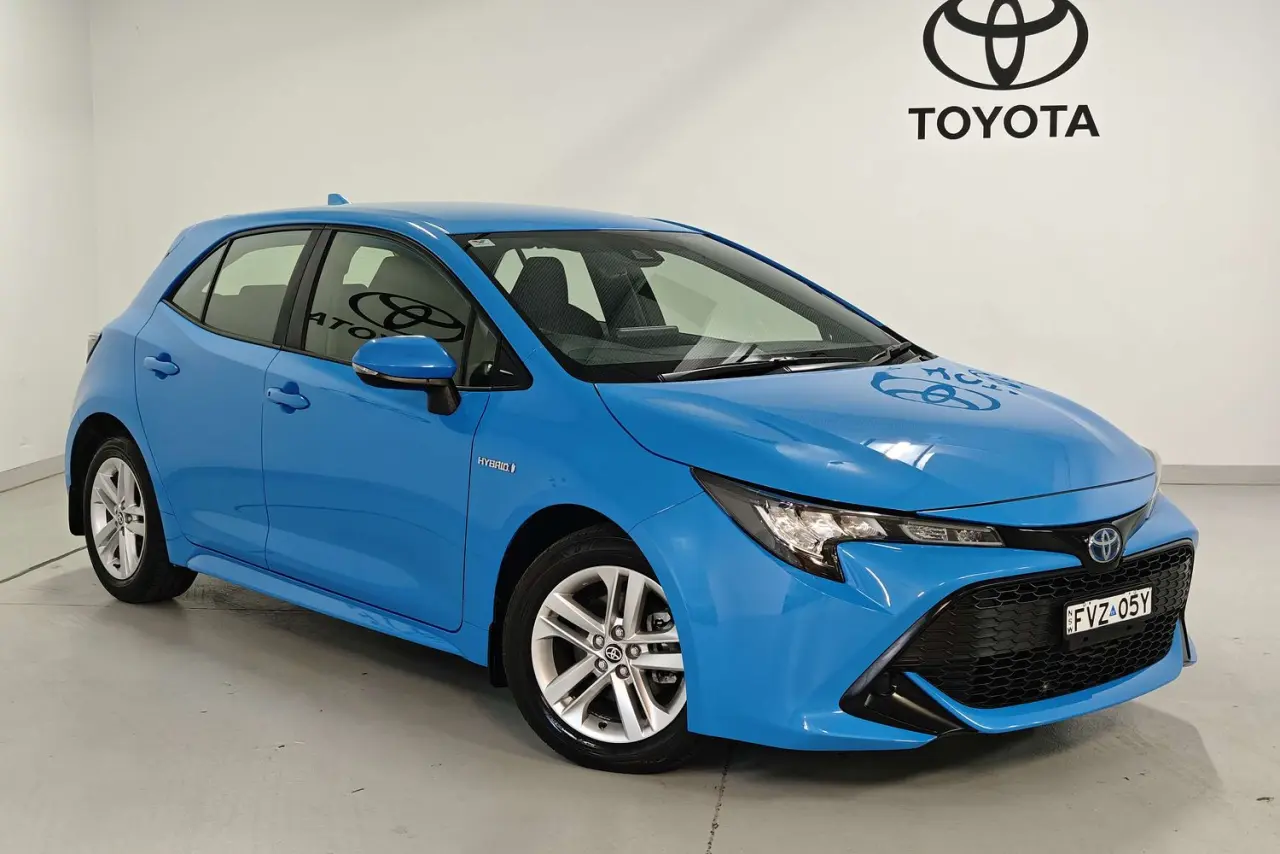 2021 Toyota Corolla Gallery Image 1