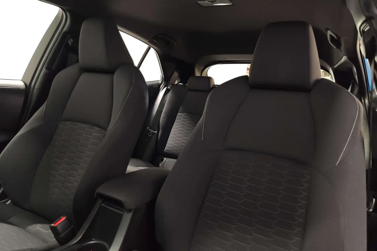 2021 Toyota Corolla Gallery Image 15