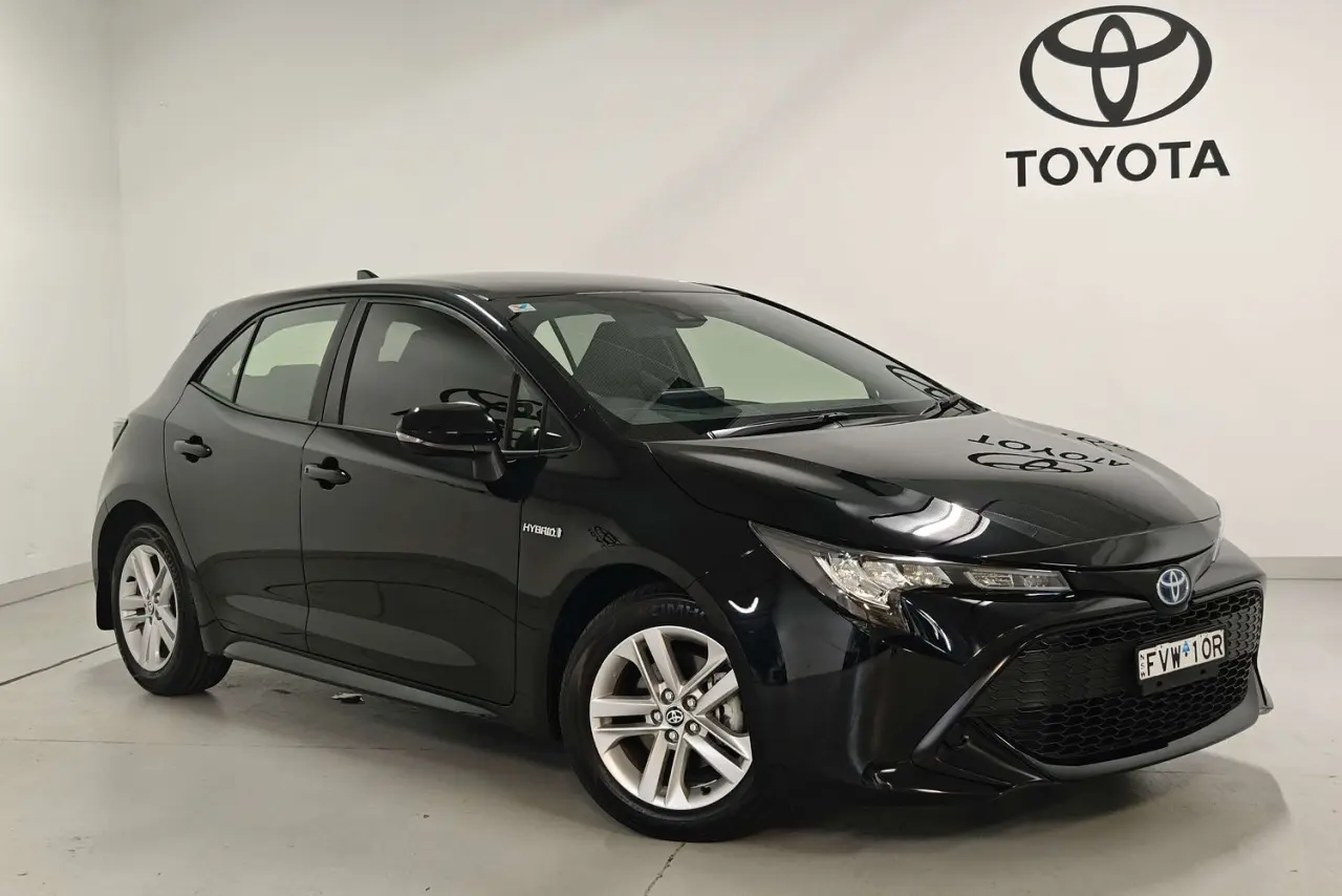 2022 Toyota Corolla Gallery Image 1