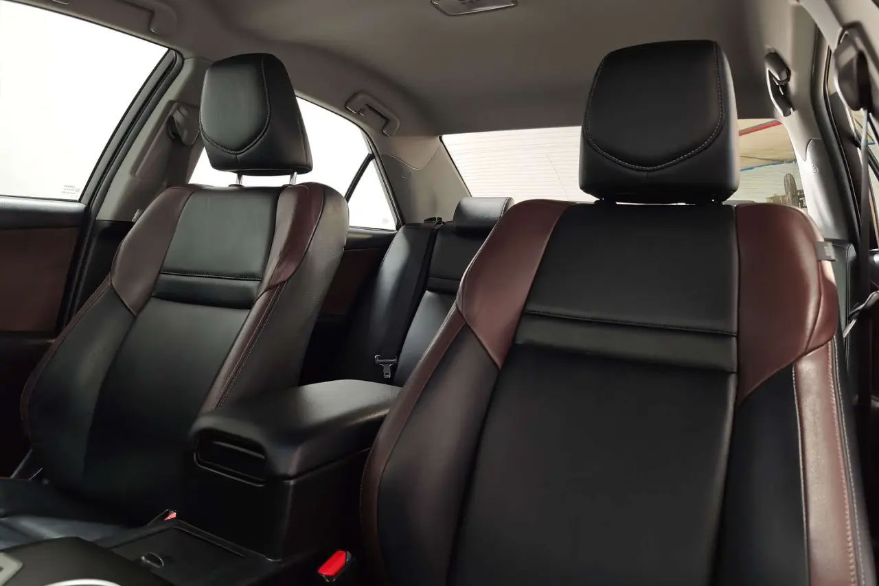 2017 Toyota Camry Gallery Image 15