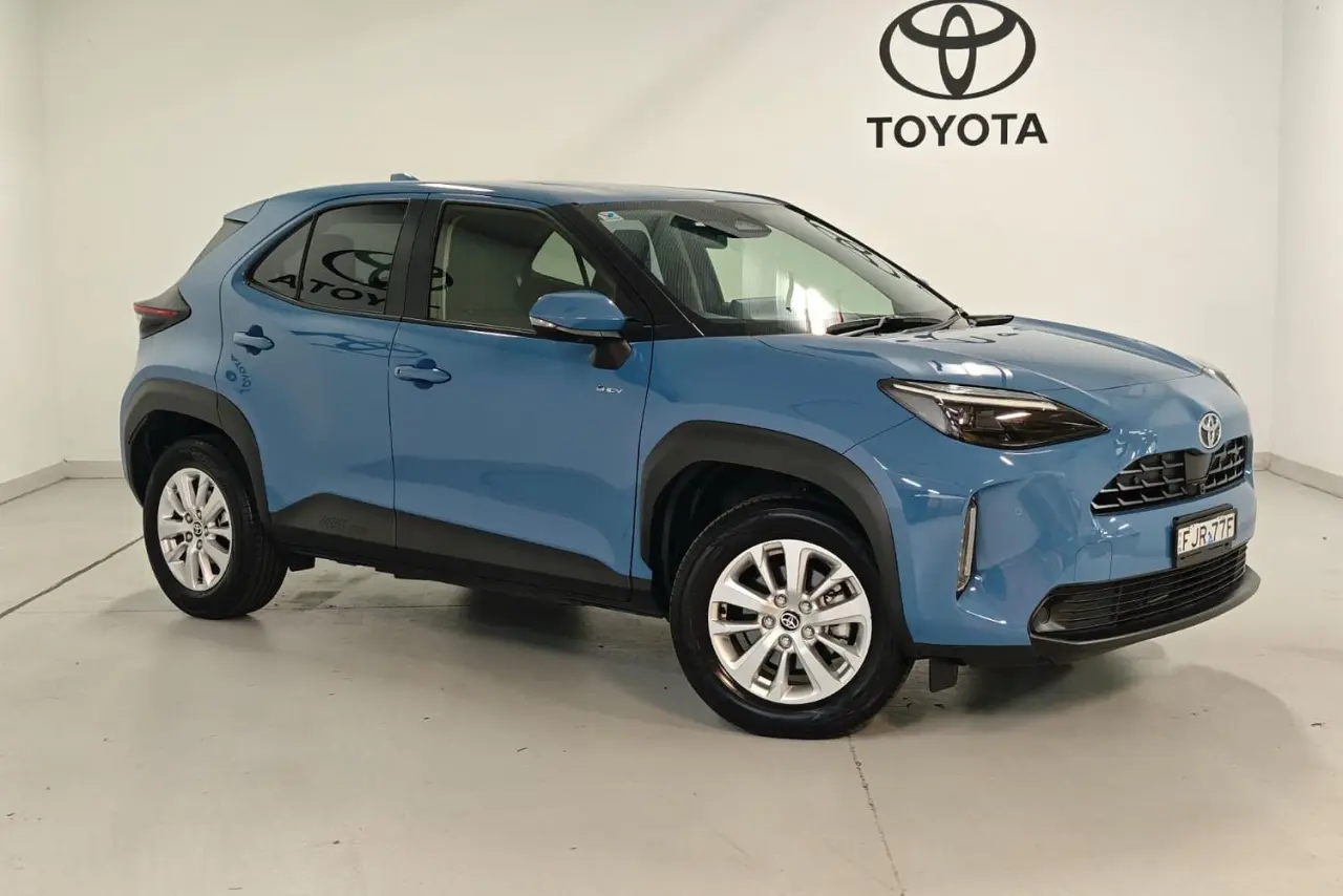 2024 Toyota Yaris Cross Gallery Image 1