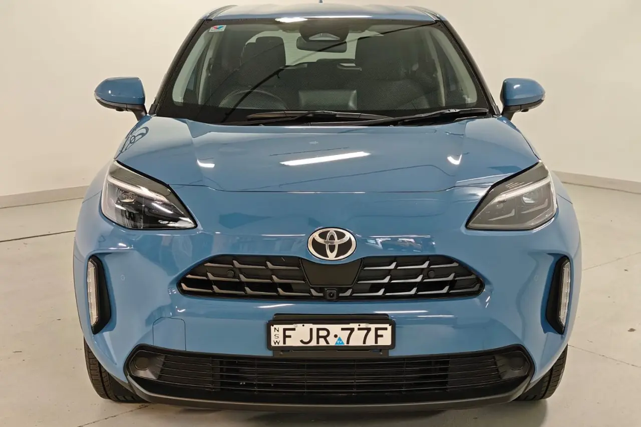 2024 Toyota Yaris Cross Gallery Image 2