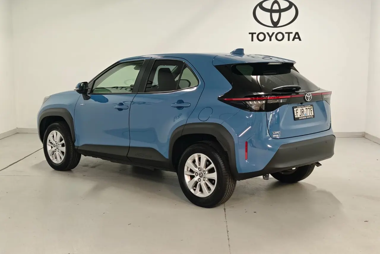 2024 Toyota Yaris Cross Gallery Image 5