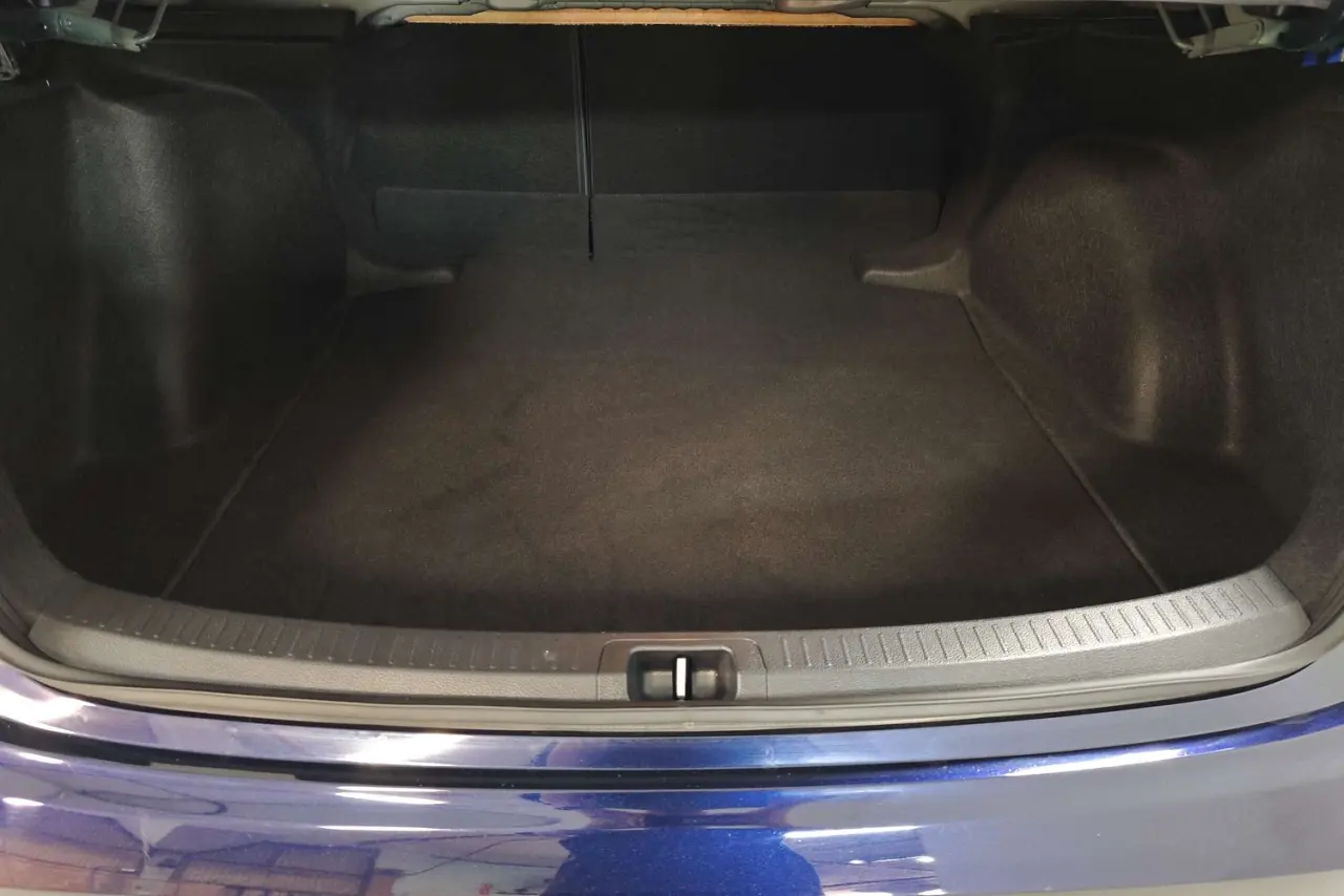 2023 Toyota Corolla Gallery Image 12