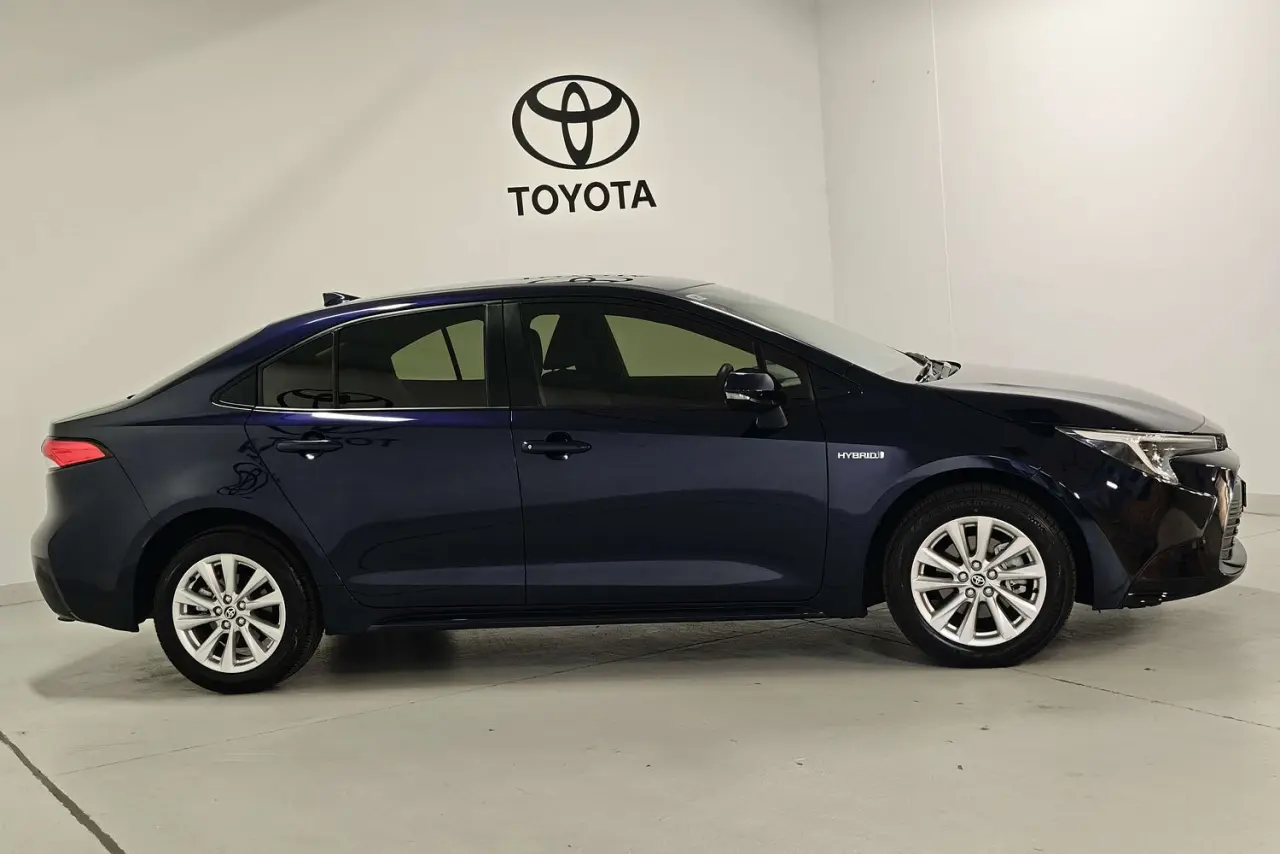 2023 Toyota Corolla Gallery Image 4