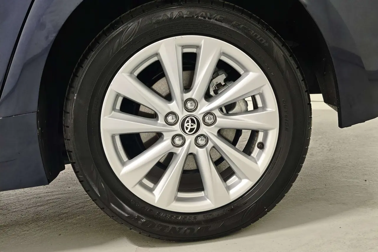 2023 Toyota Corolla Gallery Image 5