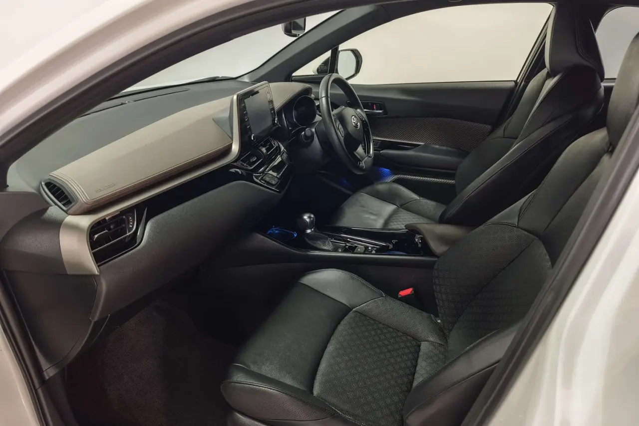 2023 Toyota C-HR Gallery Image 14