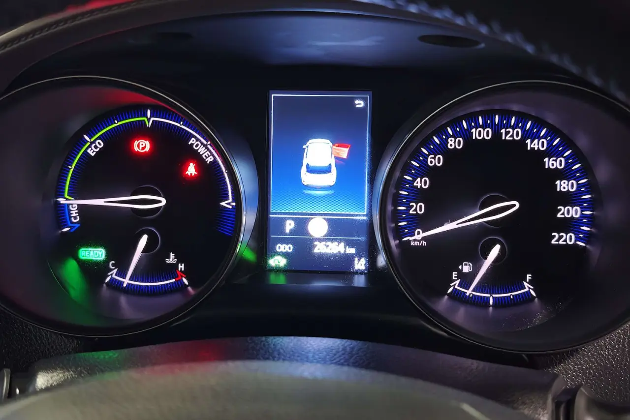 2023 Toyota C-HR Gallery Image 17