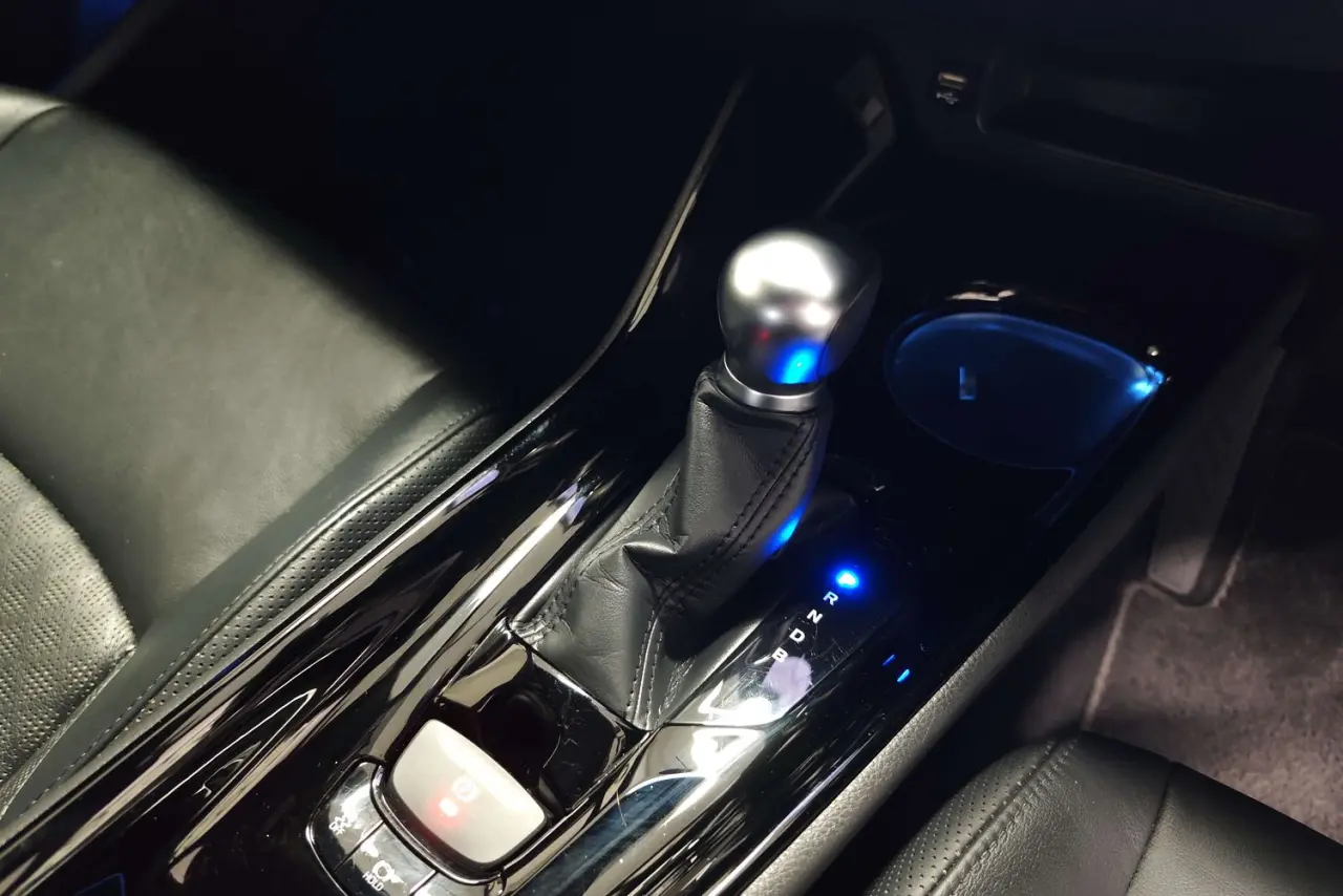 2023 Toyota C-HR Gallery Image 19