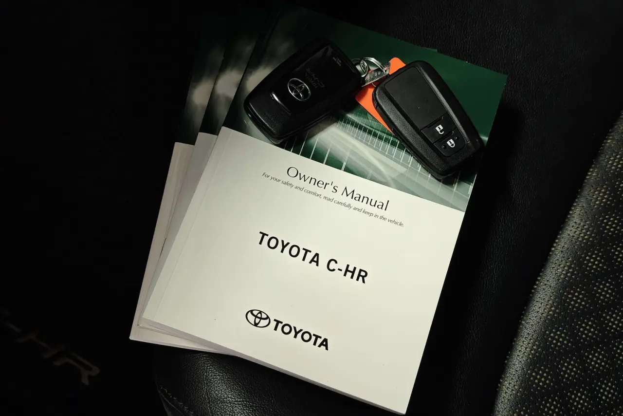 2023 Toyota C-HR Gallery Image 22