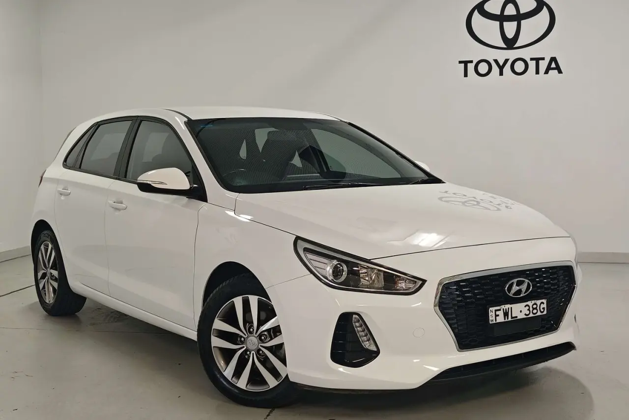 2020 Hyundai i30 Gallery Image 1
