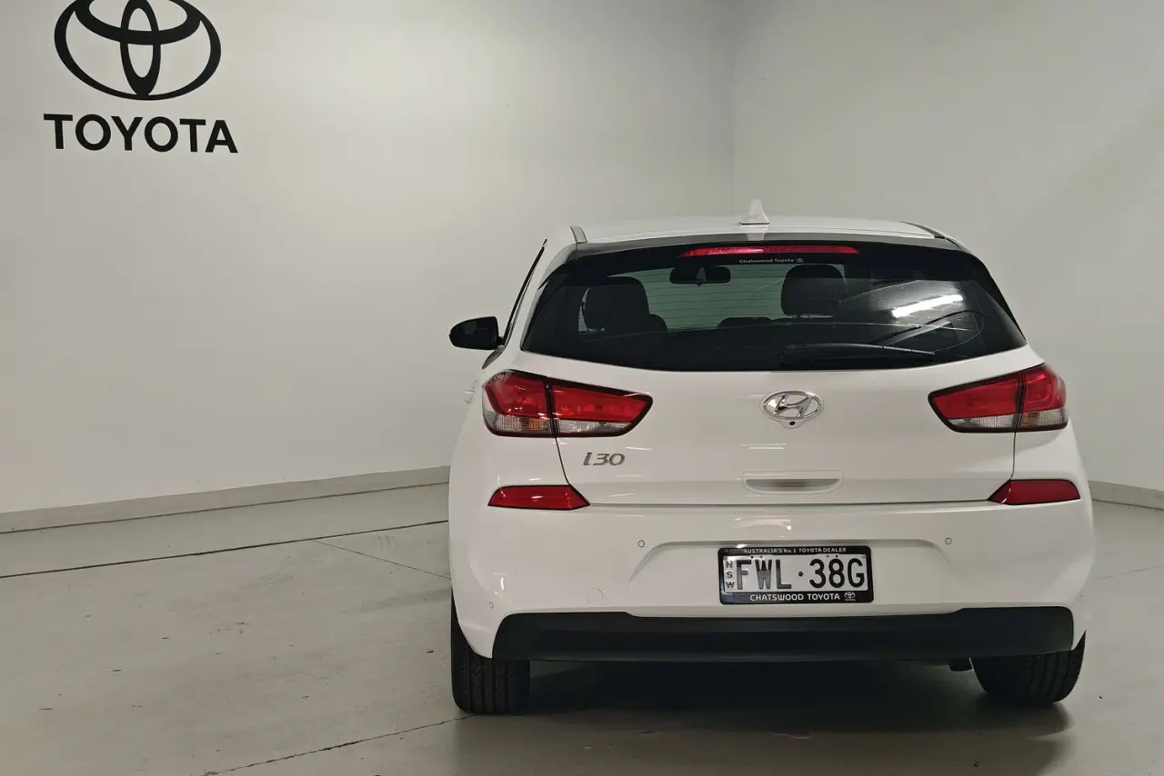 2020 Hyundai i30 Gallery Image 7