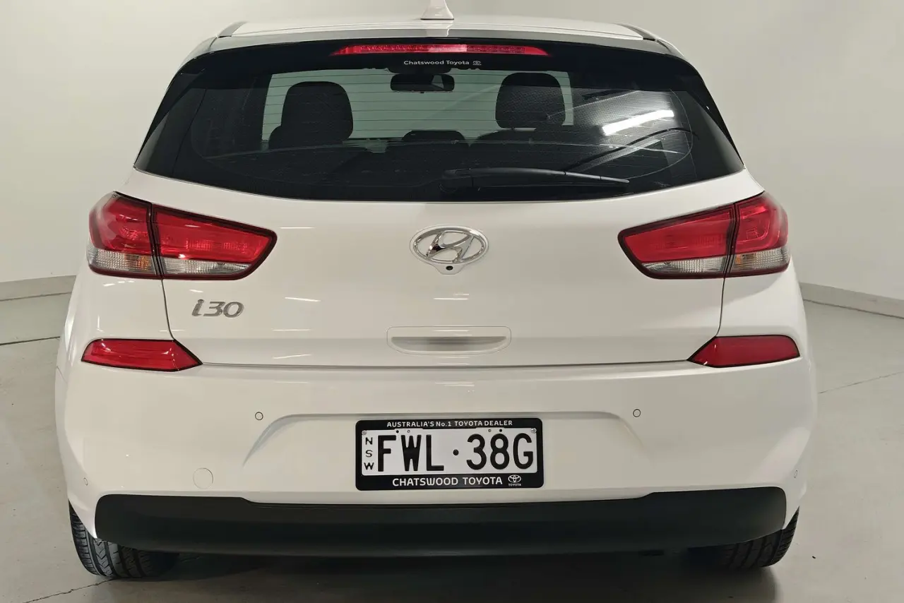 2020 Hyundai i30 Gallery Image 8