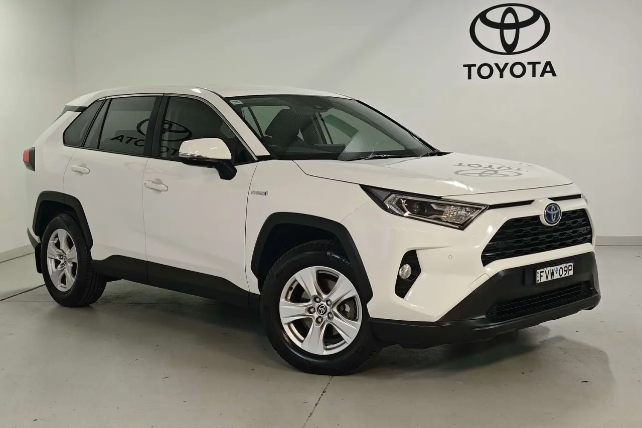 2021 Toyota RAV4 Gallery Image 1
