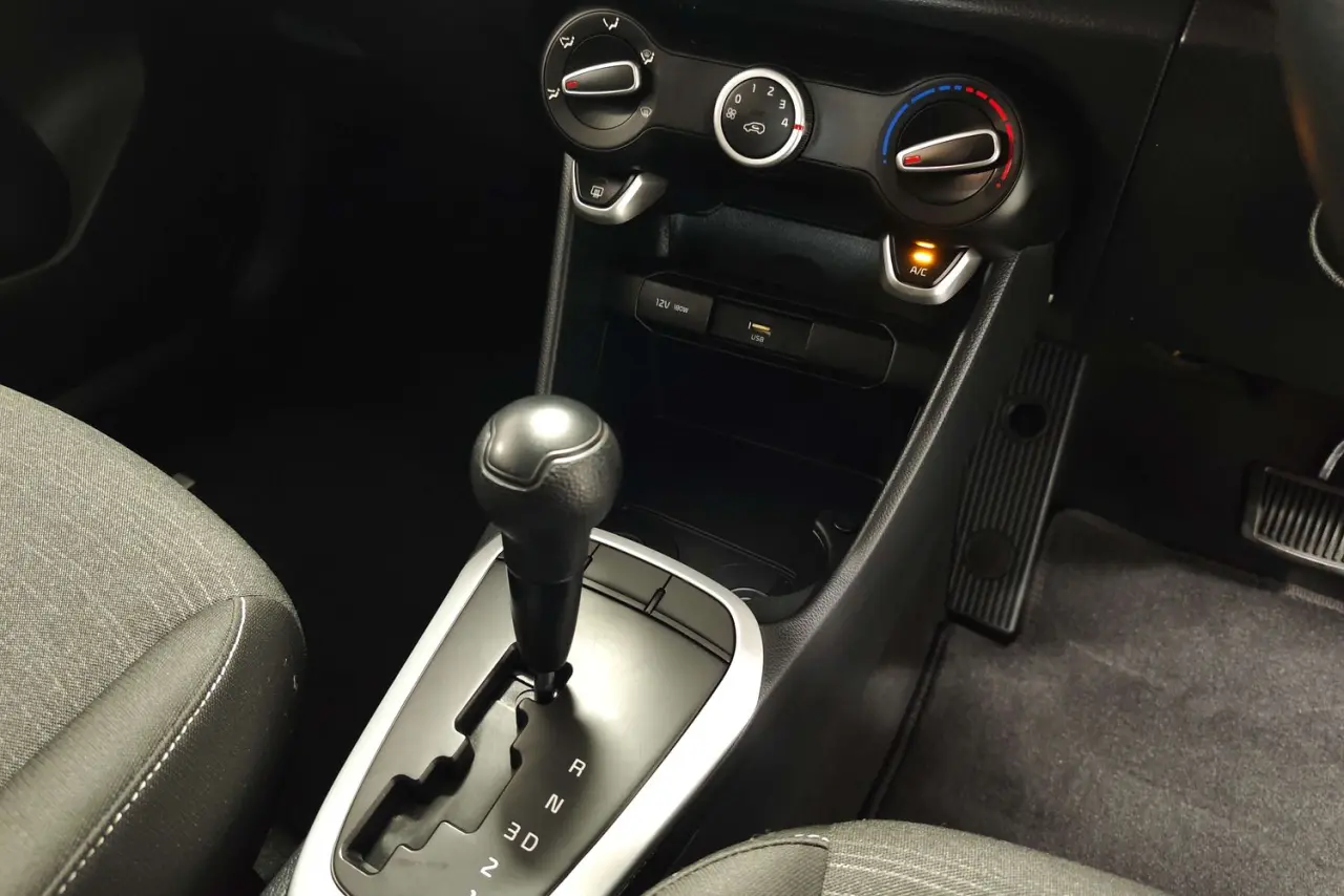 2021 Kia Picanto Gallery Image 18