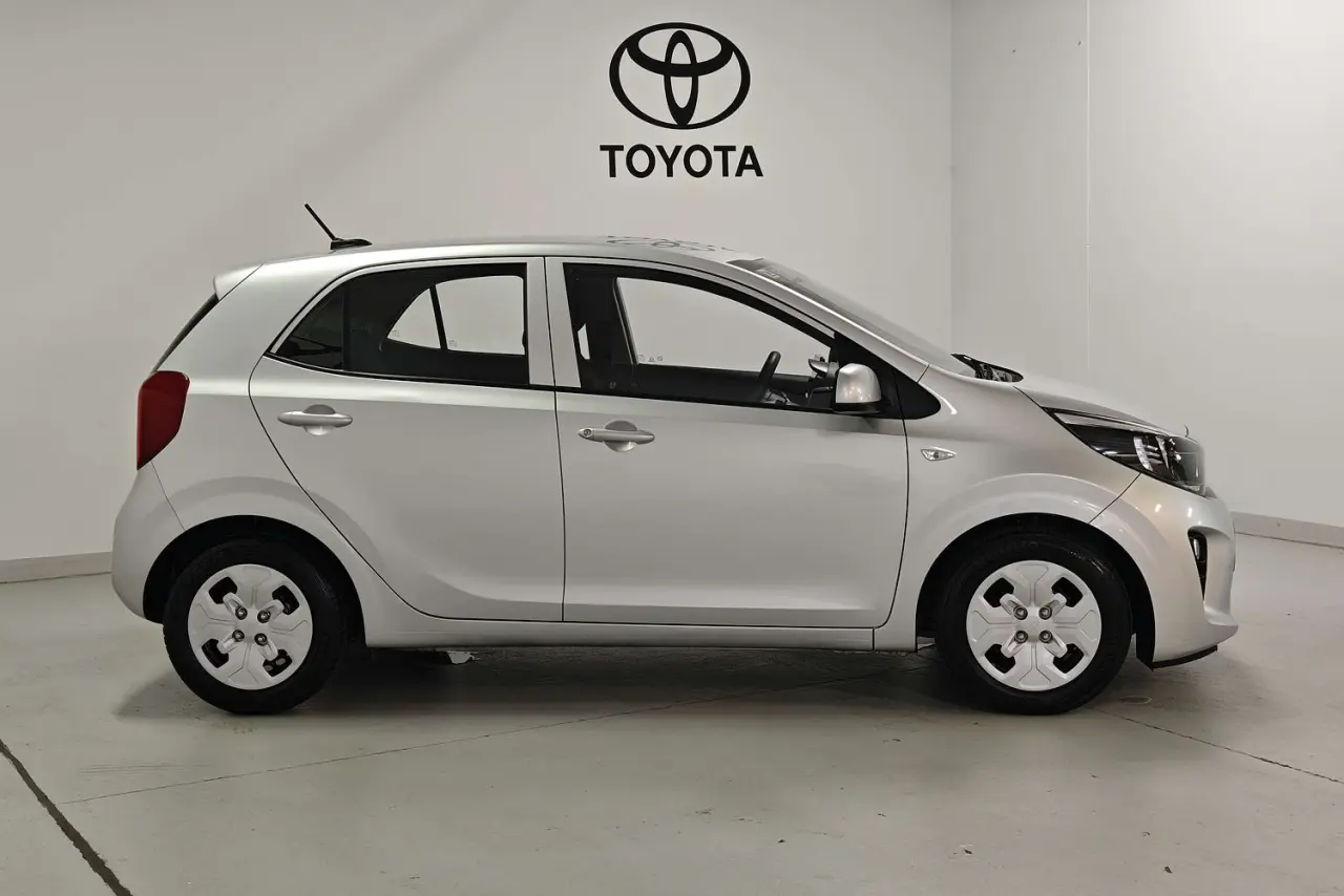 2021 Kia Picanto Gallery Image 4