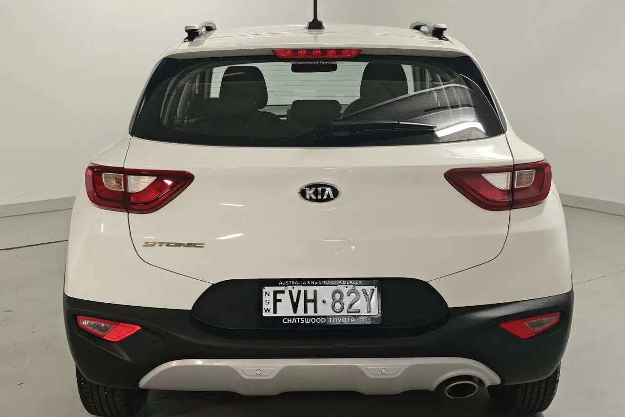 2021 Kia Stonic Gallery Image 8
