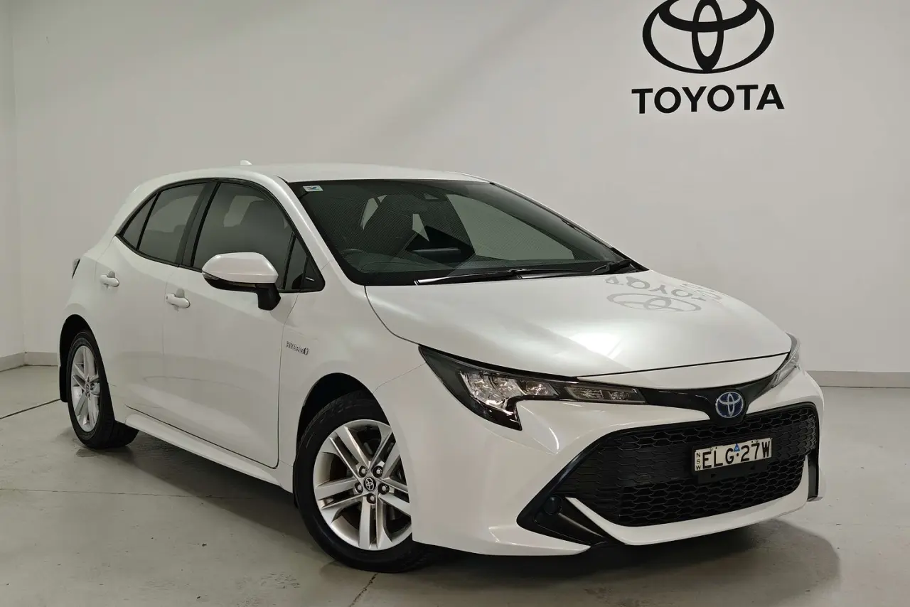 2020 Toyota Corolla Gallery Image 1