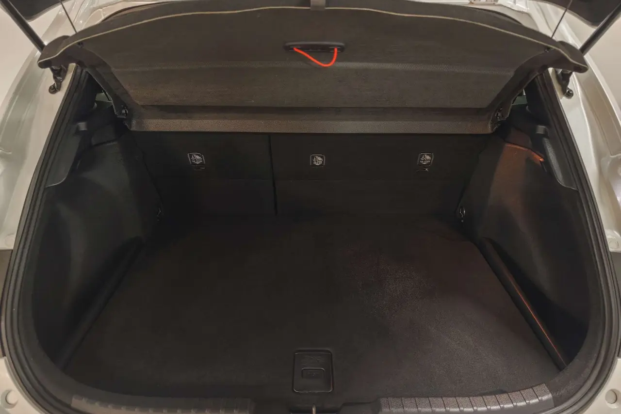 2020 Toyota Corolla Gallery Image 12