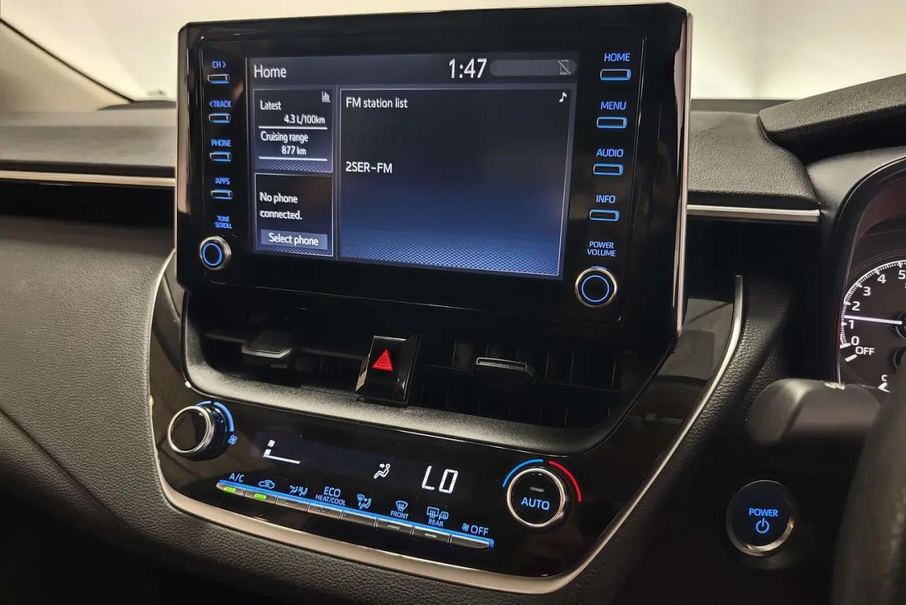 2022 Toyota Corolla Gallery Image 18