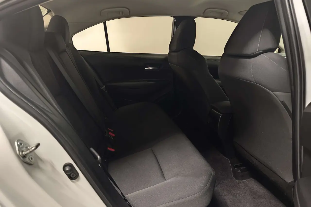 2022 Toyota Corolla Gallery Image 11