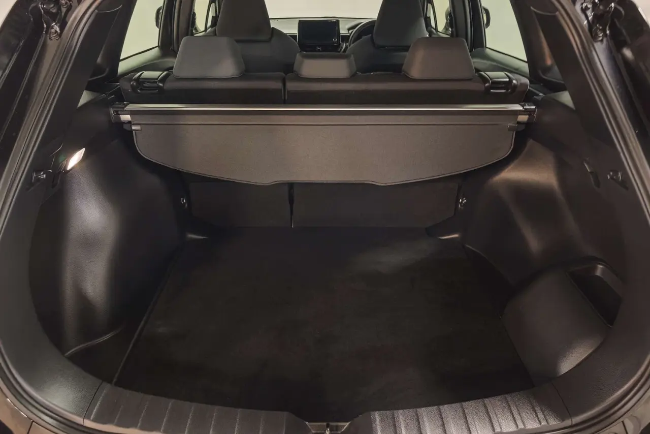 2025 Toyota Corolla Cross Gallery Image 12