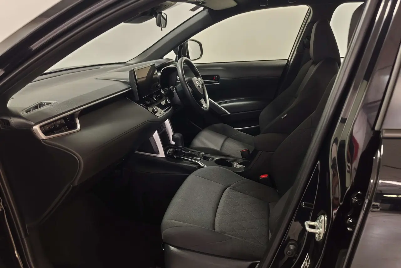 2025 Toyota Corolla Cross Gallery Image 14