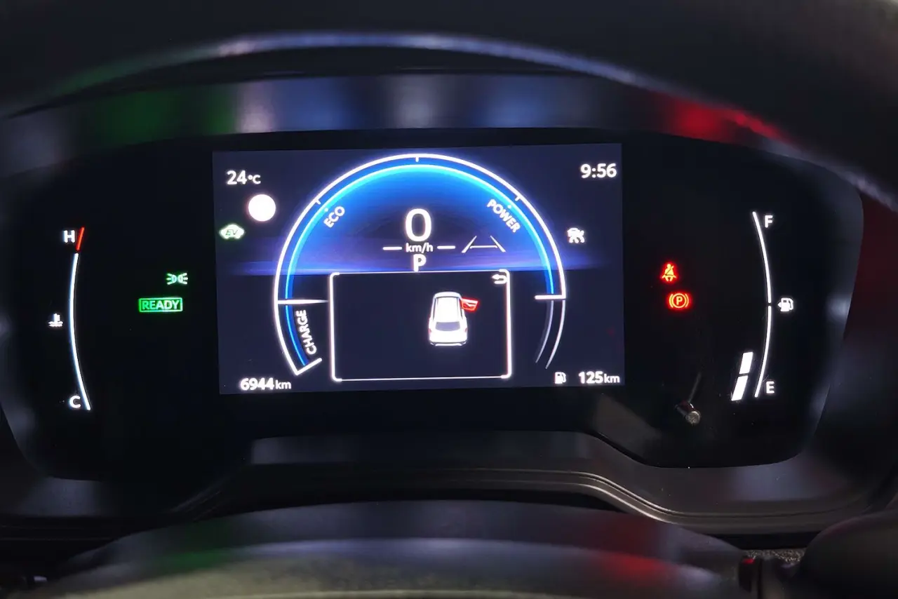 2025 Toyota Corolla Cross Gallery Image 17