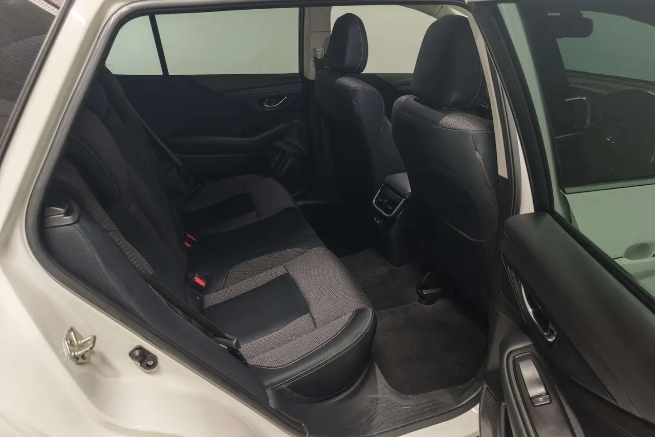 2021 Subaru Outback Gallery Image 11