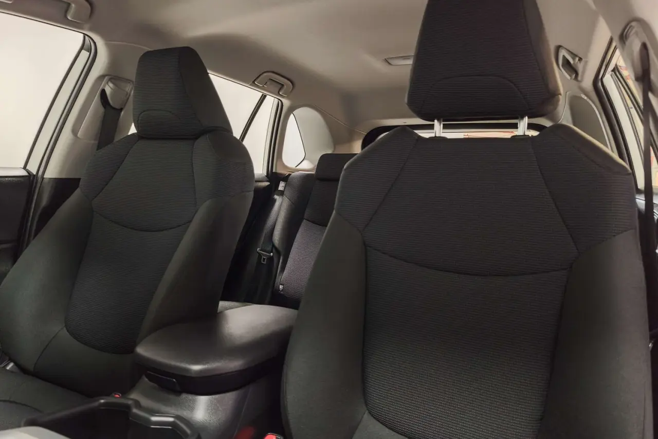 2025 Toyota RAV4 Gallery Image 14