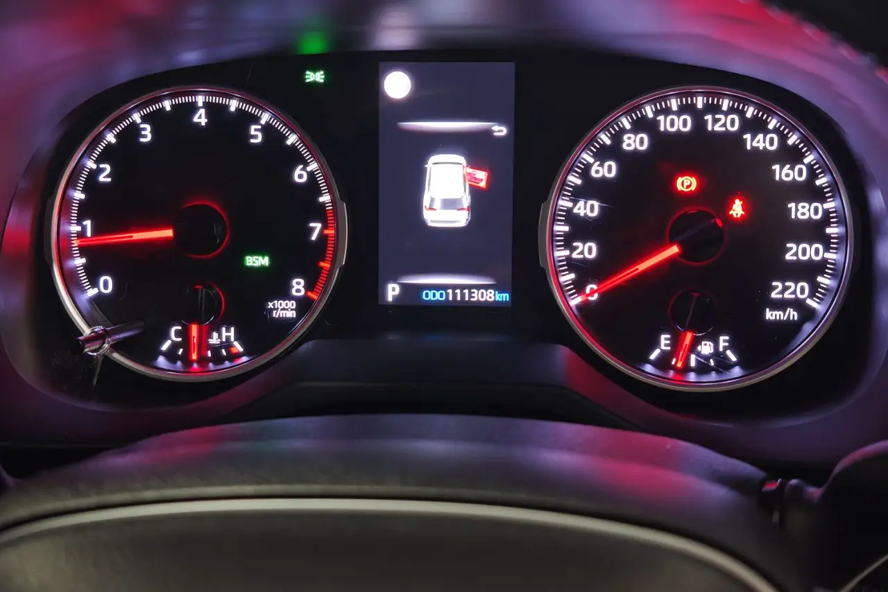 2022 Toyota RAV4 Gallery Image 17