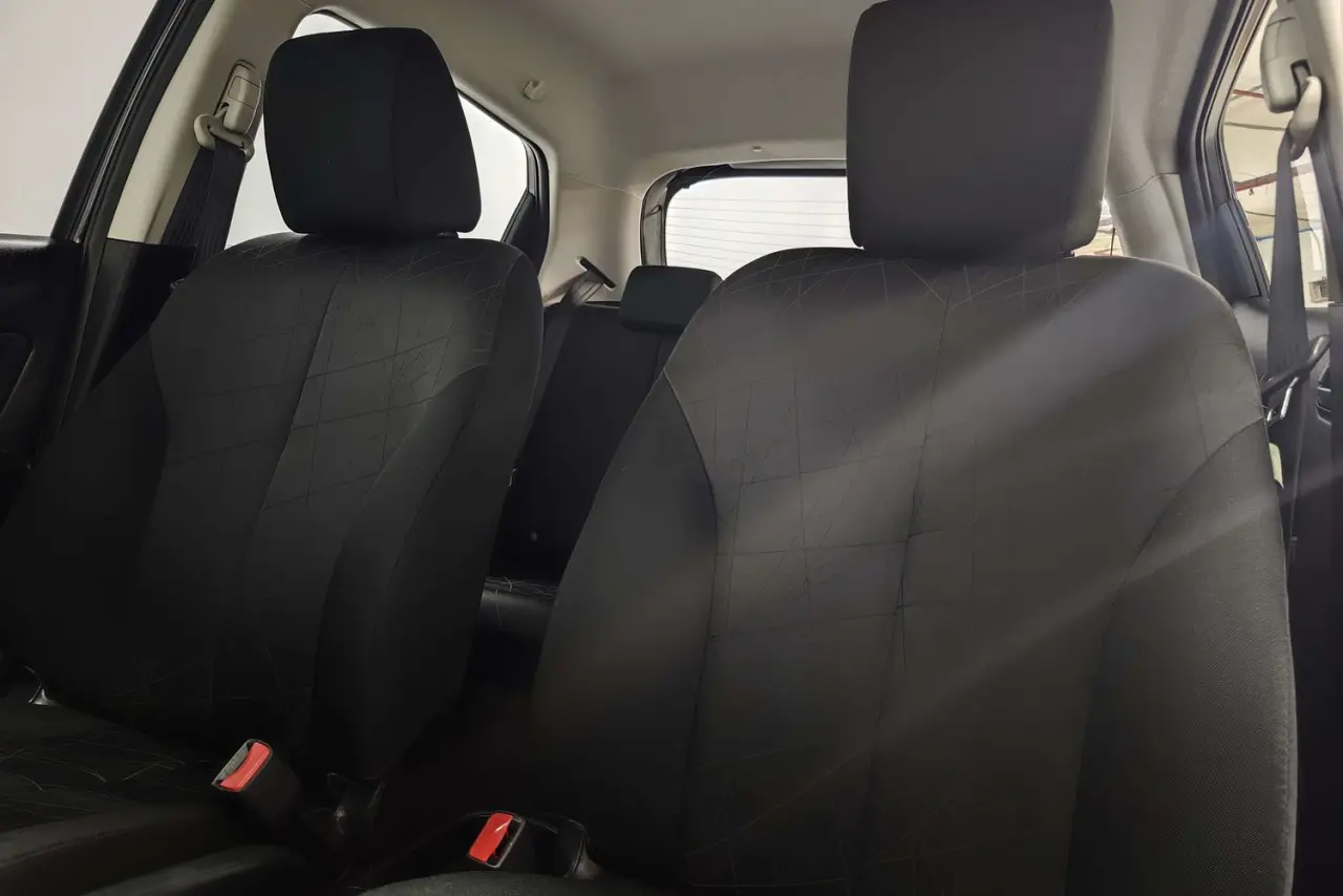 2013 Mazda 2 Gallery Image 15