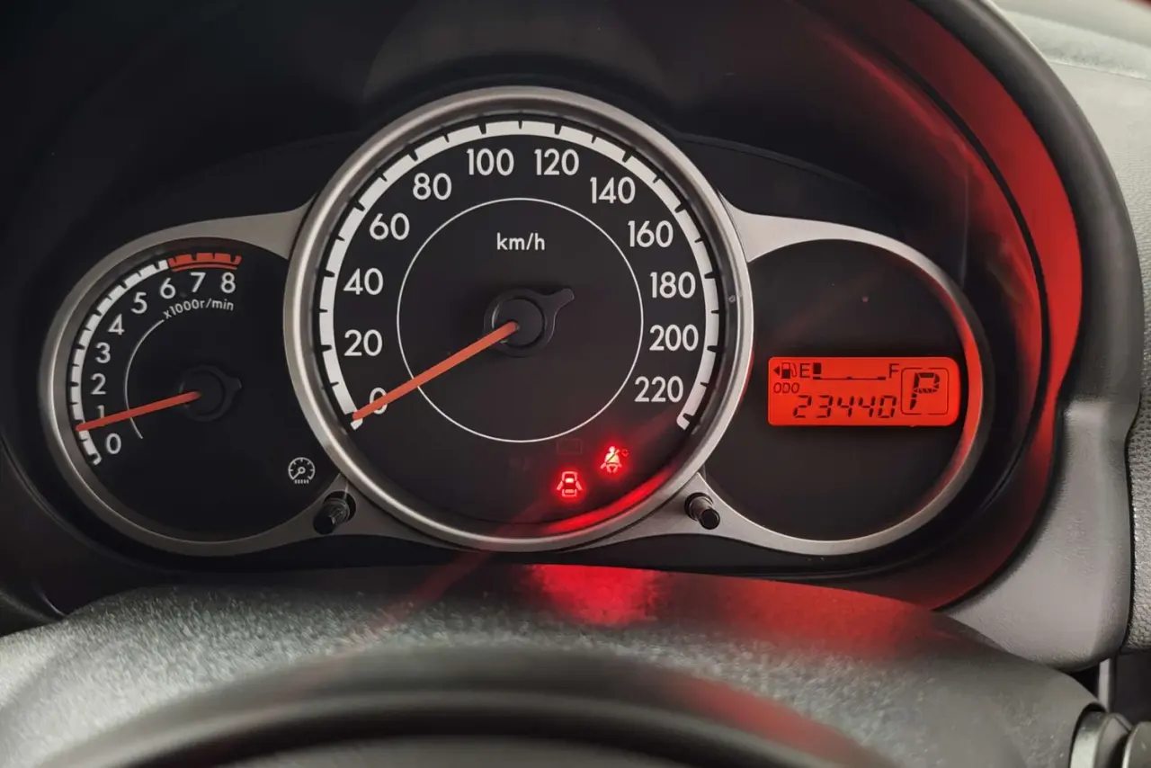 2013 Mazda 2 Gallery Image 17