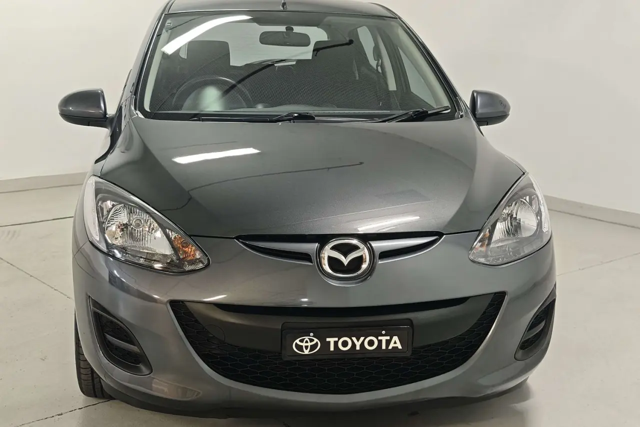 2013 Mazda 2 Gallery Image 3