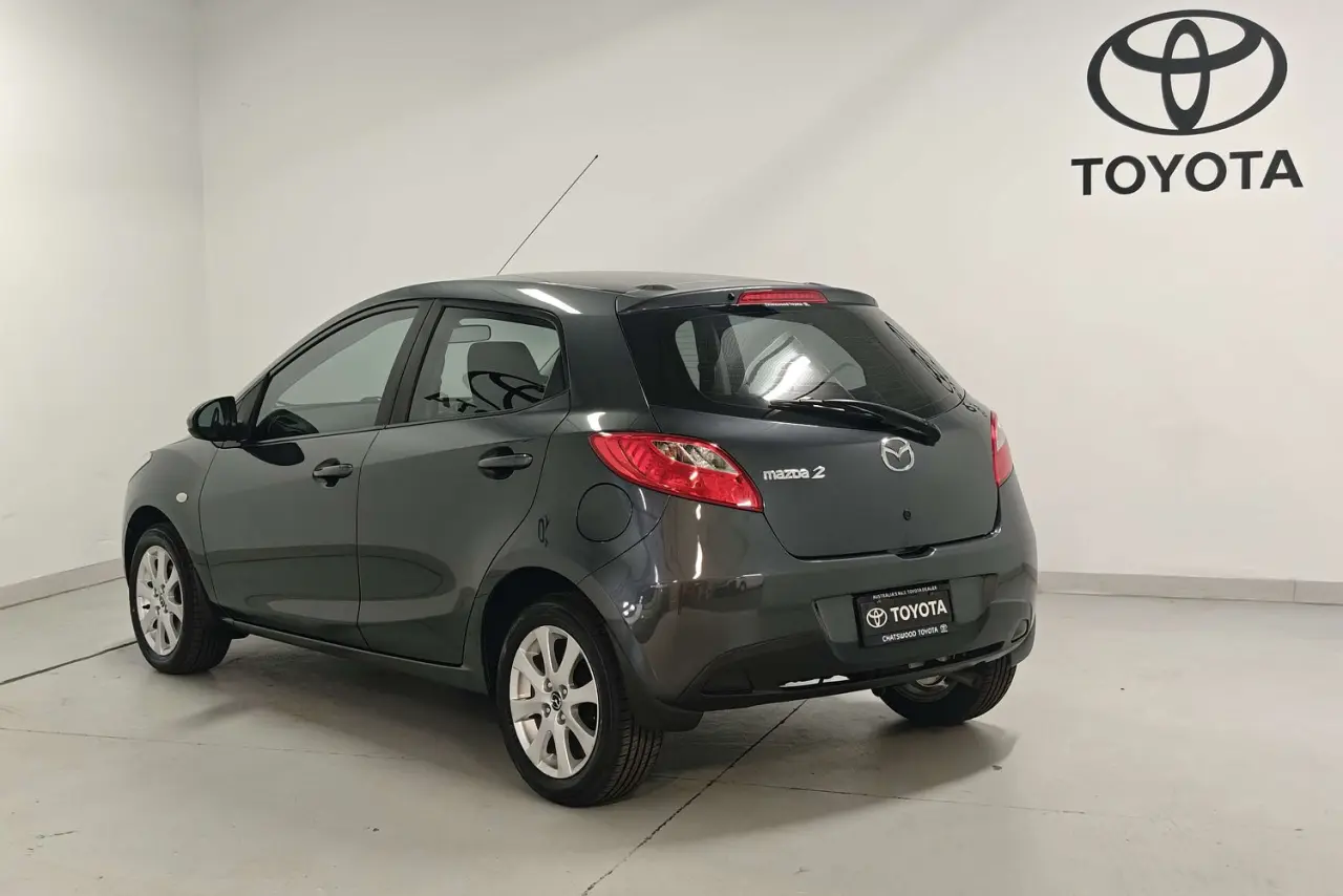 2013 Mazda 2 Gallery Image 6