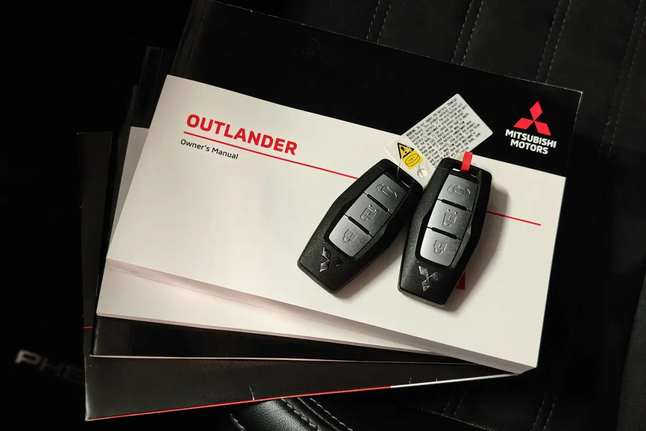 2023 Mitsubishi Outlander Gallery Image 22