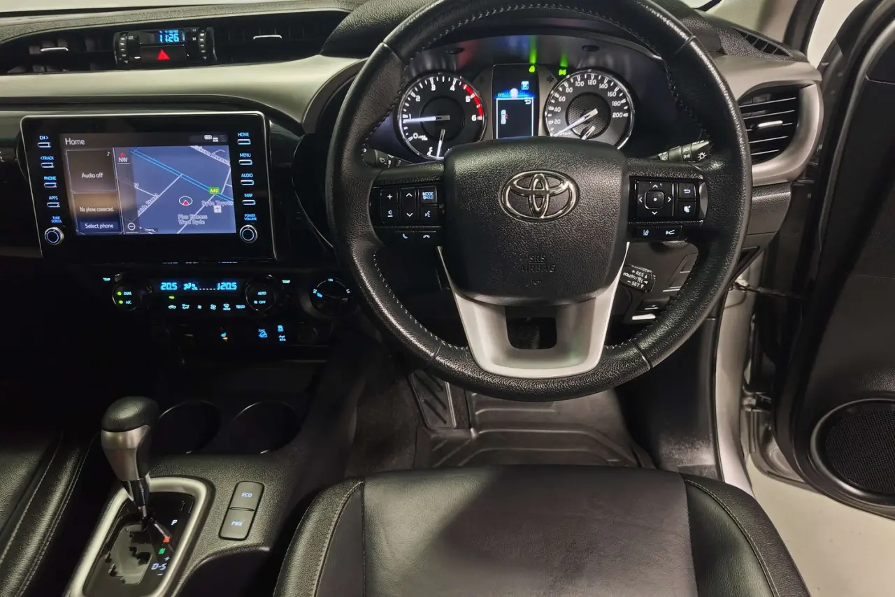 2023 Toyota Hilux Gallery Image 16