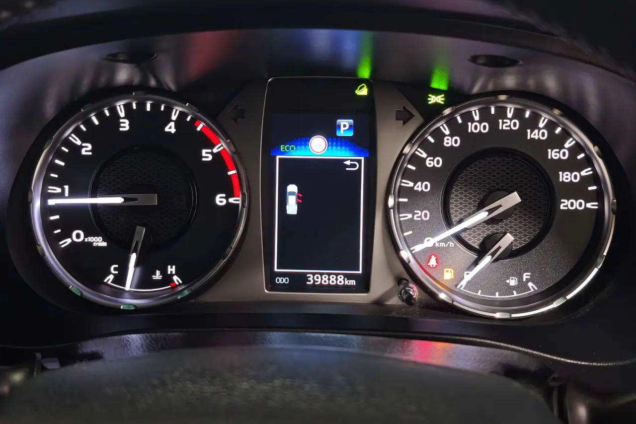 2023 Toyota Hilux Gallery Image 17