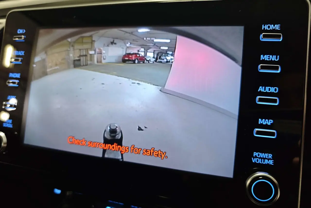 2023 Toyota Hilux Gallery Image 20