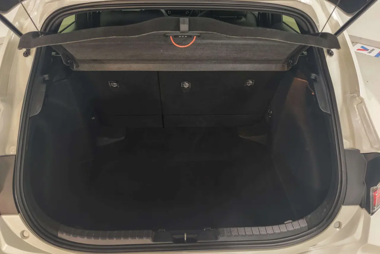 2019 Toyota Corolla Gallery Image 12