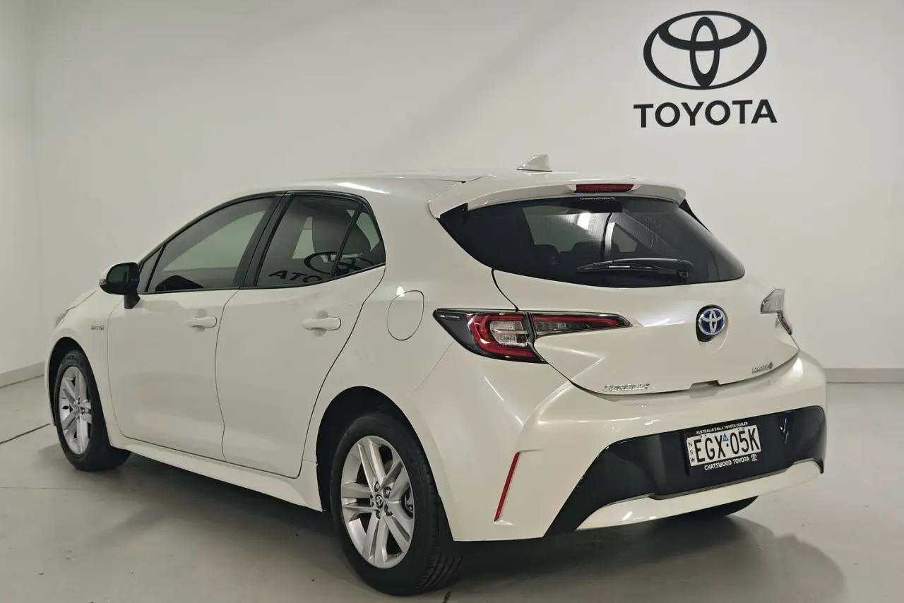 2019 Toyota Corolla Gallery Image 6
