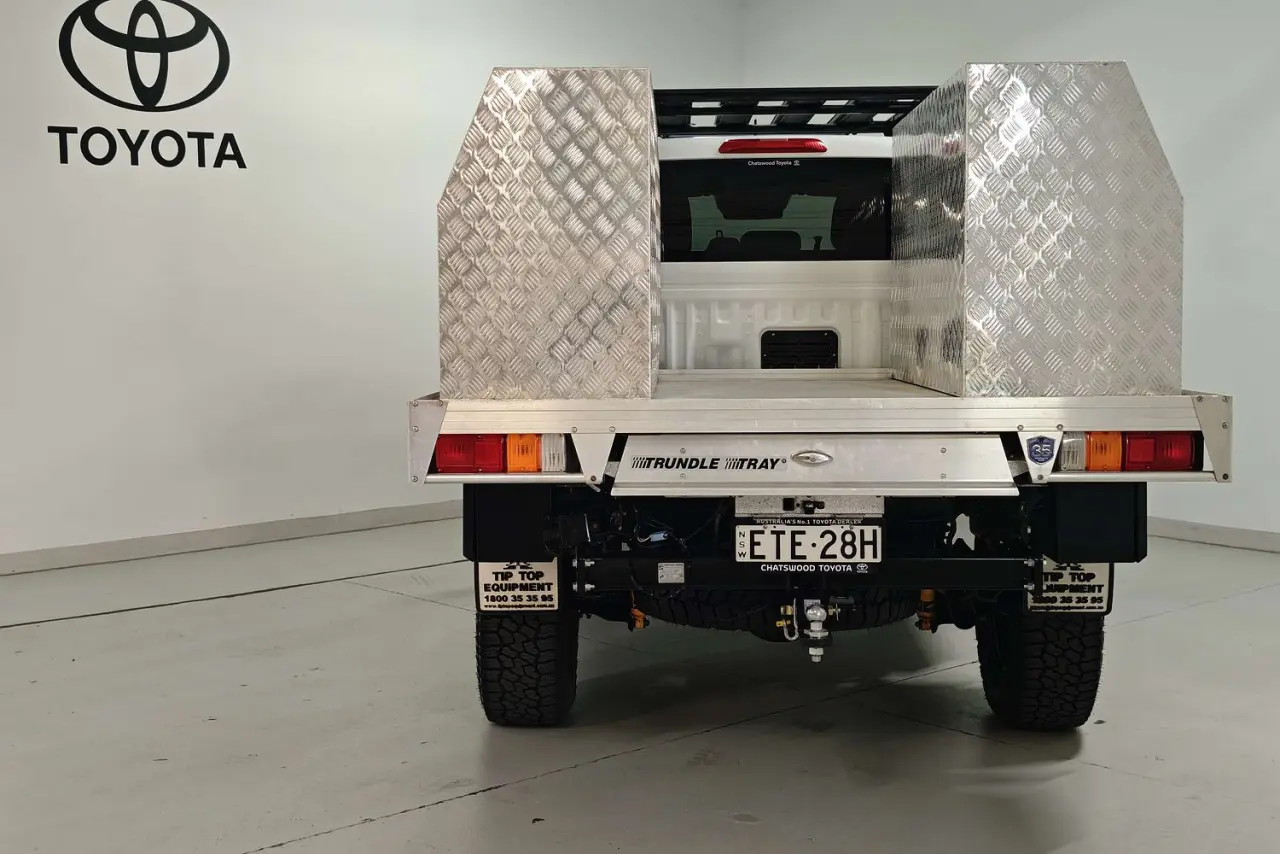 2022 Isuzu D-MAX Gallery Image 7