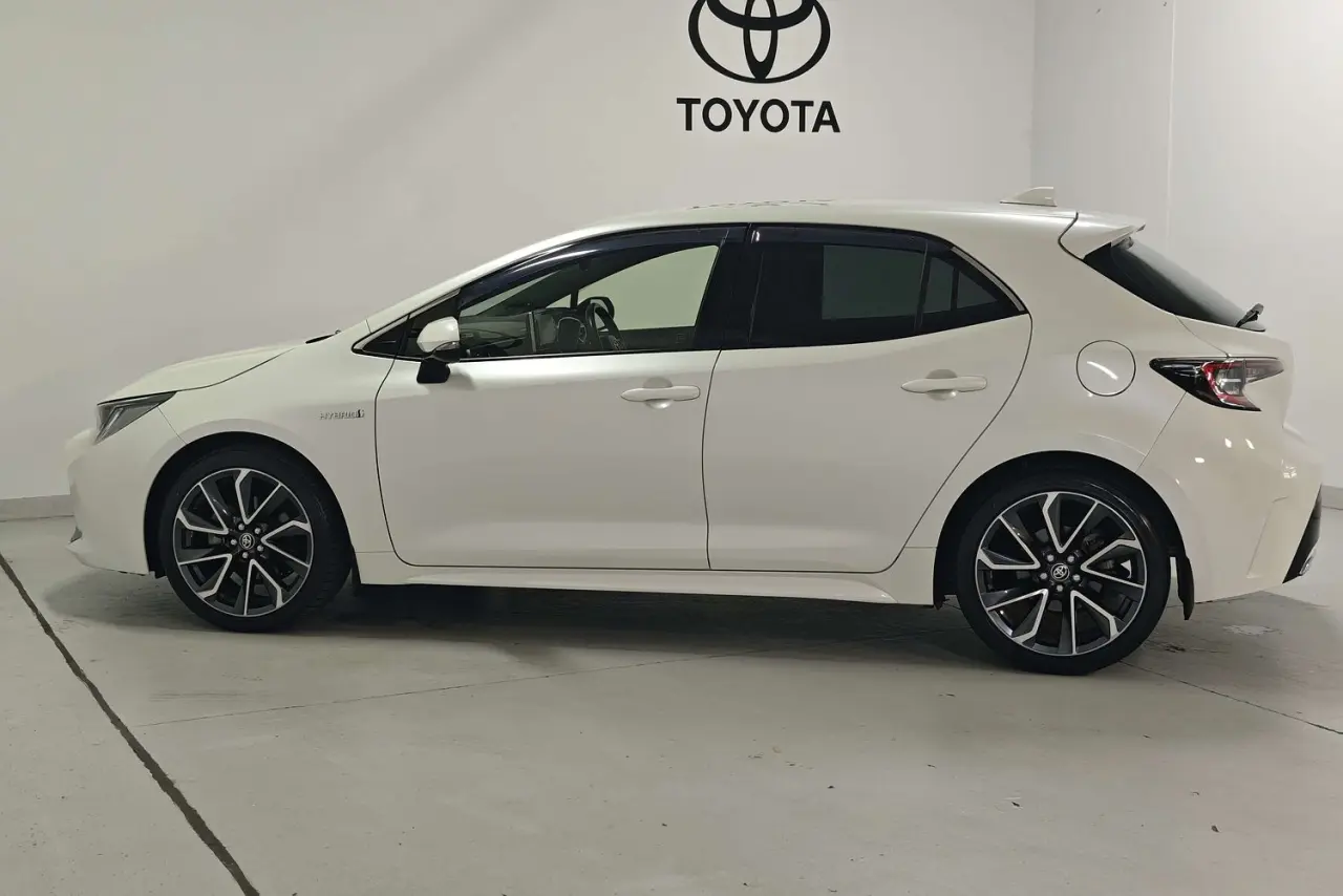 2018 Toyota Corolla Gallery Image 9