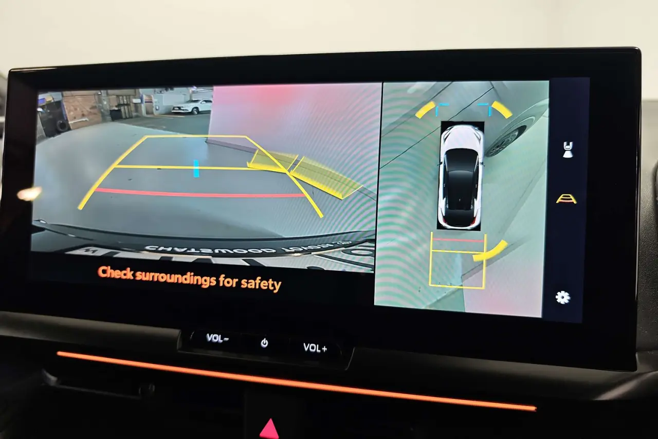 2025 Toyota C-HR Gallery Image 20