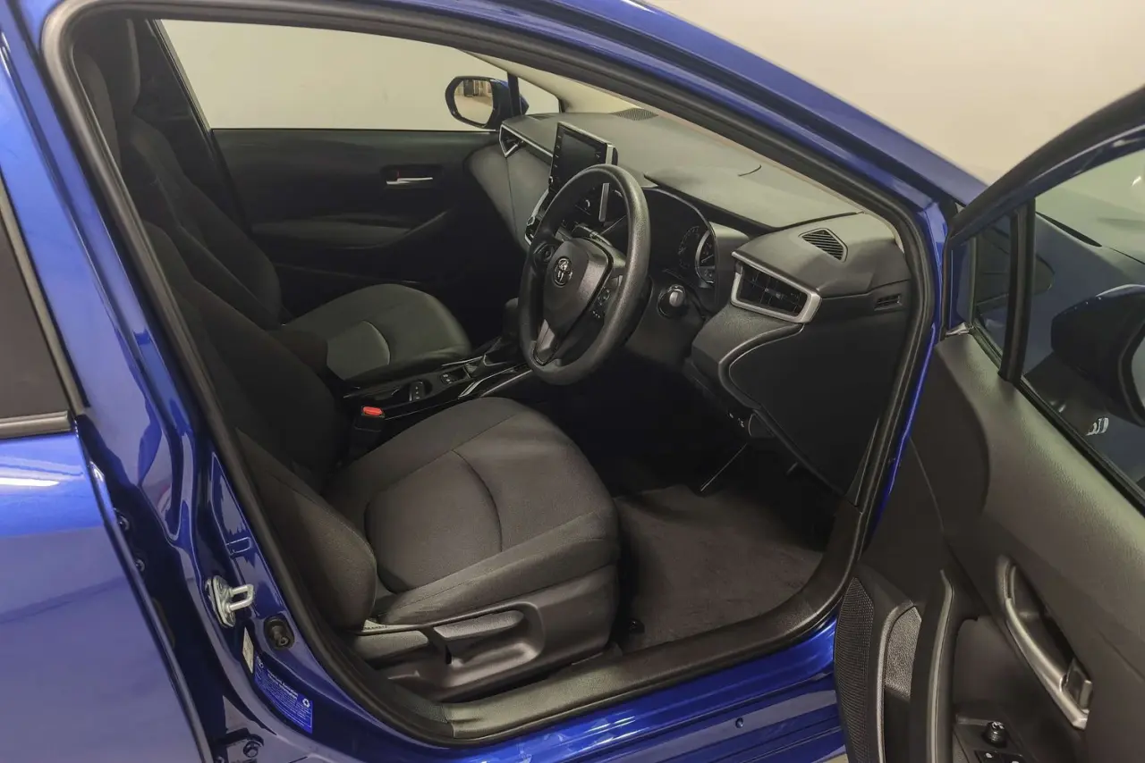 2021 Toyota Corolla Gallery Image 10