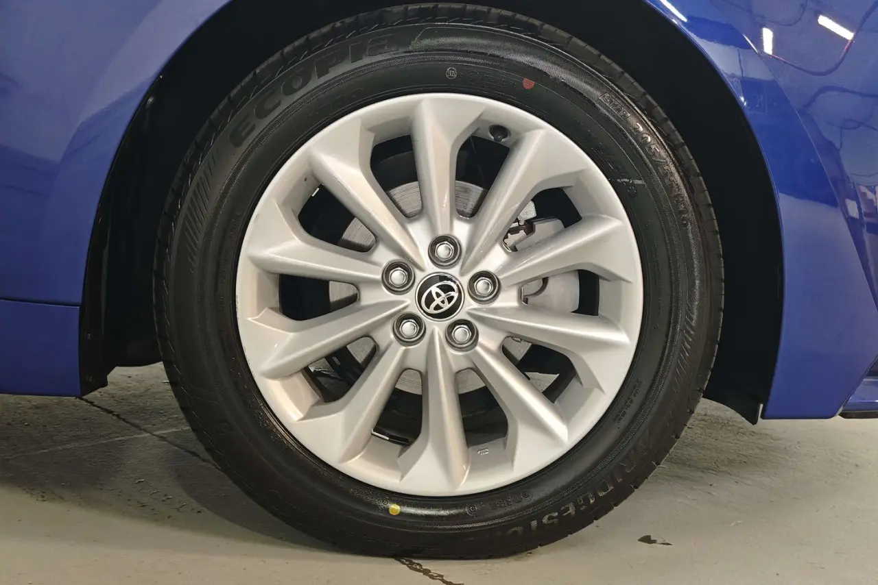 2021 Toyota Corolla Gallery Image 5